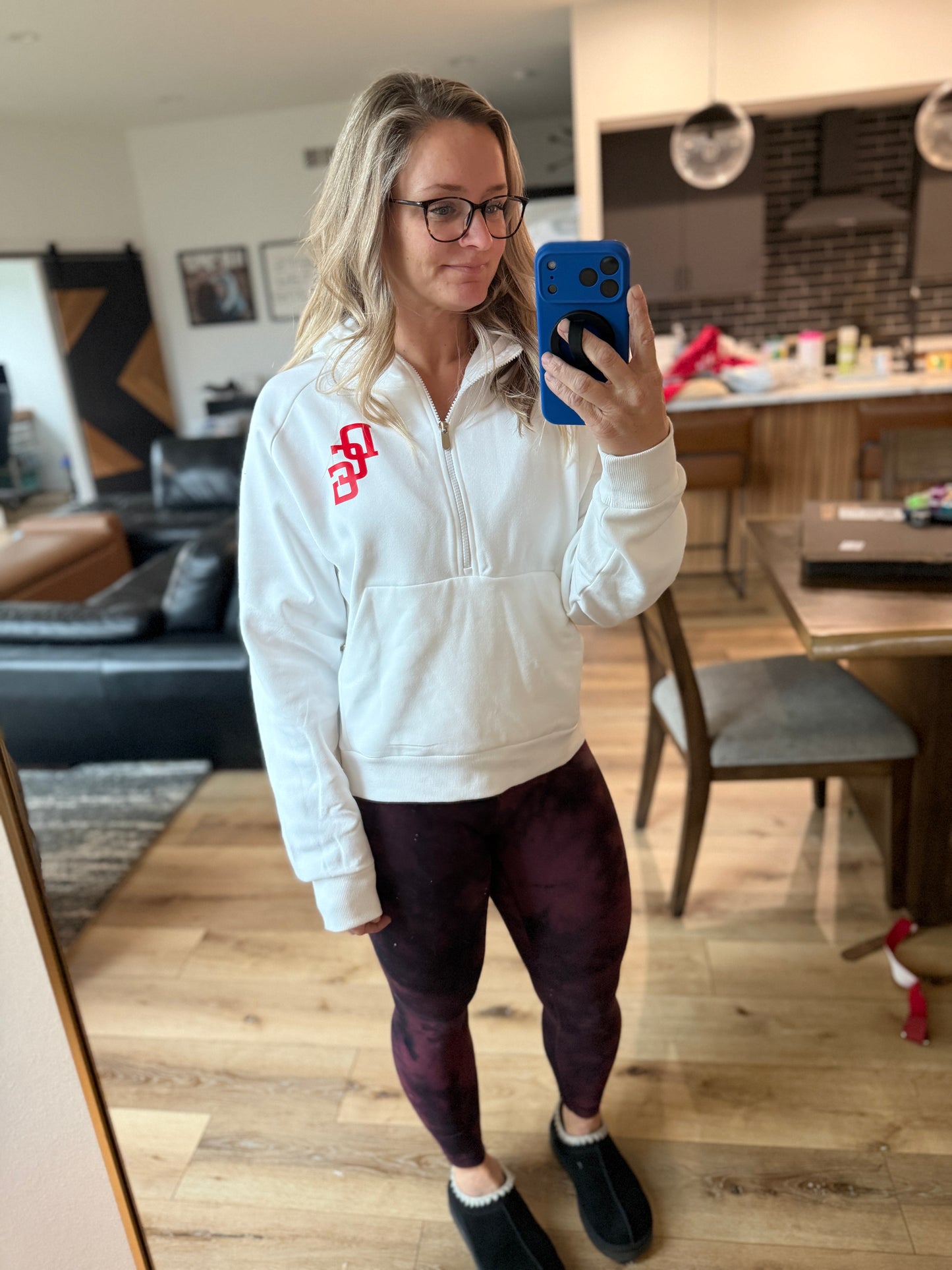 ADM 1/2 Zip