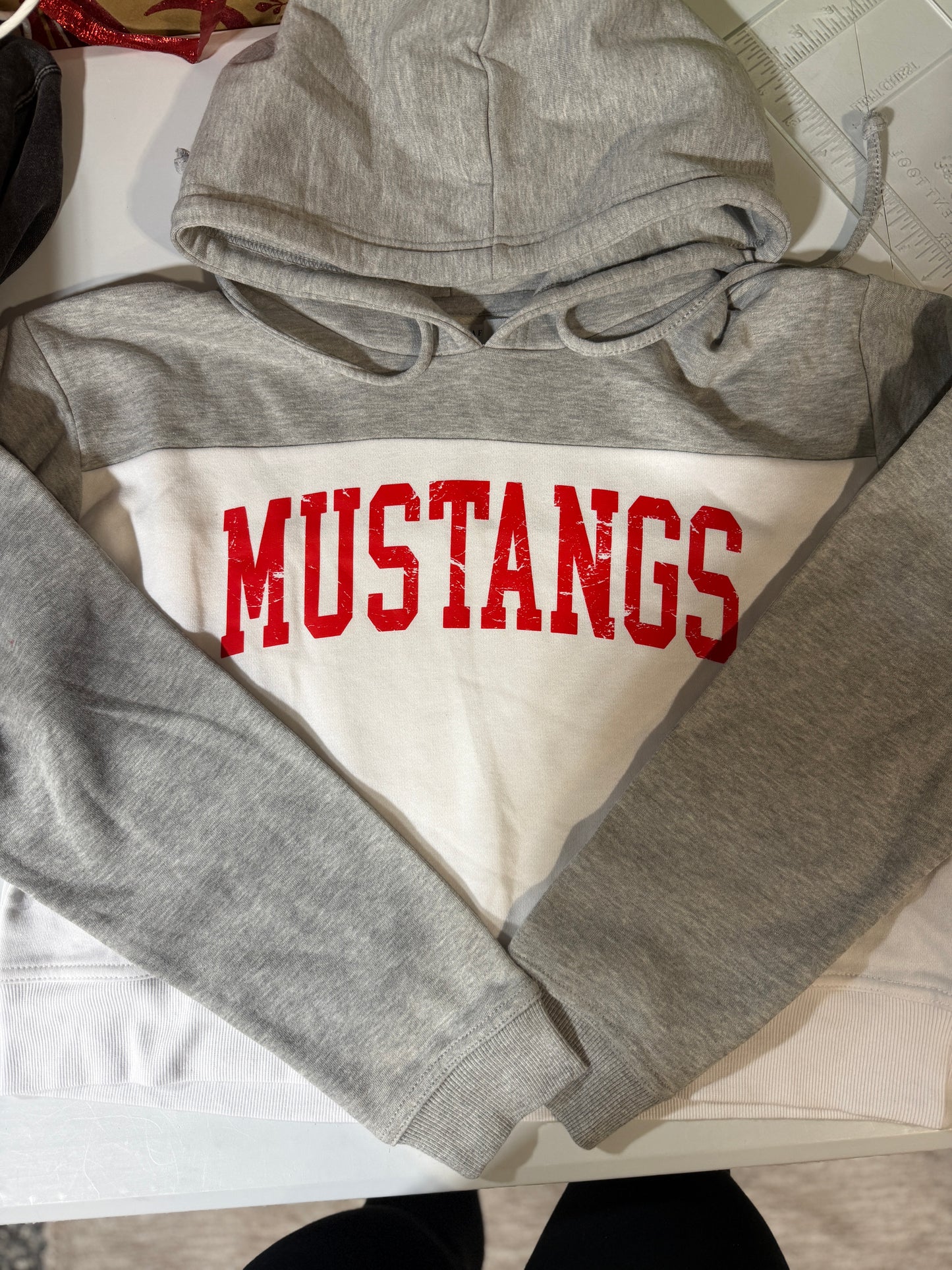 Large Women’s Crop Hoodie