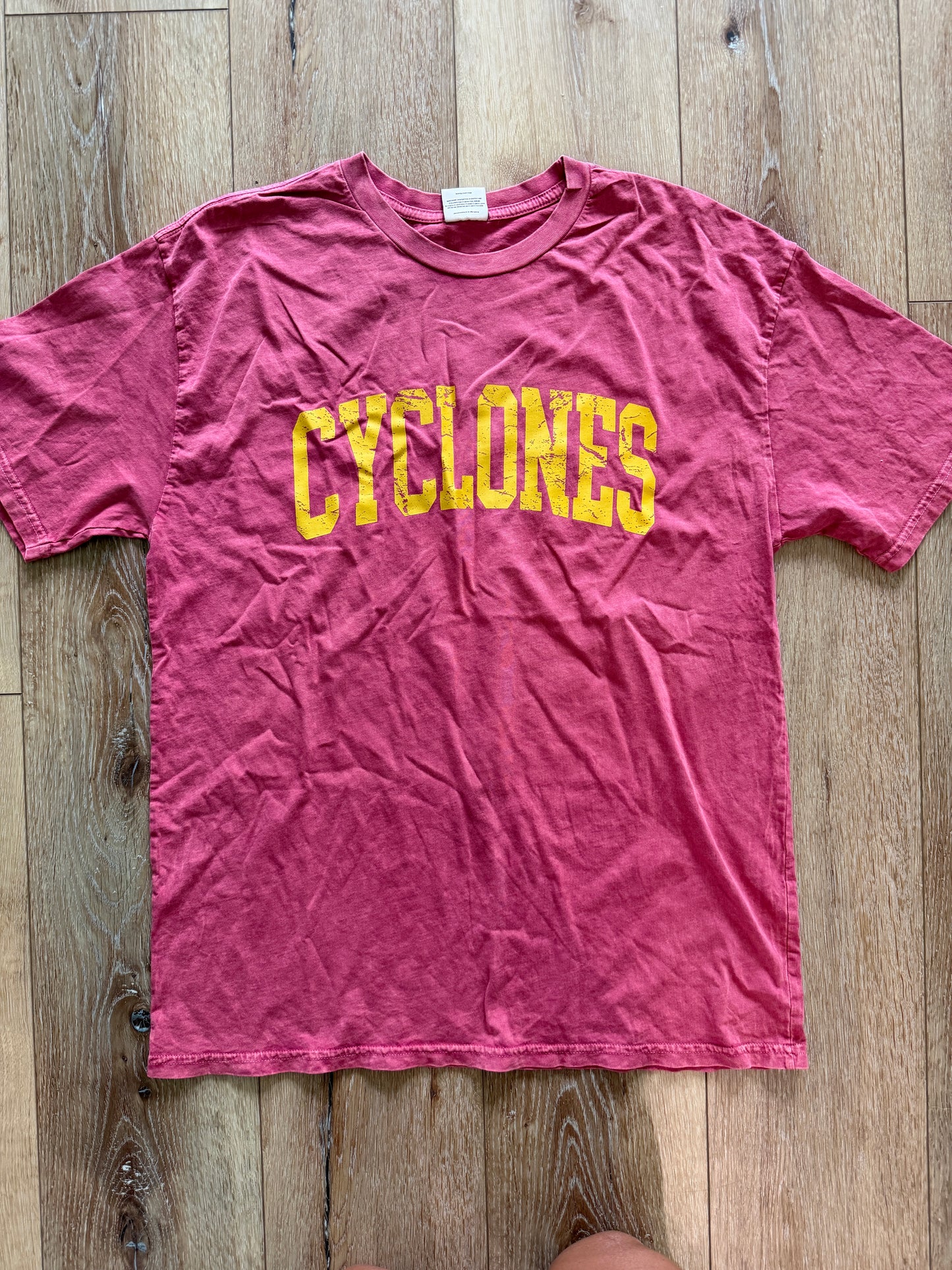 Large Women’s Oat Collective T-shirt