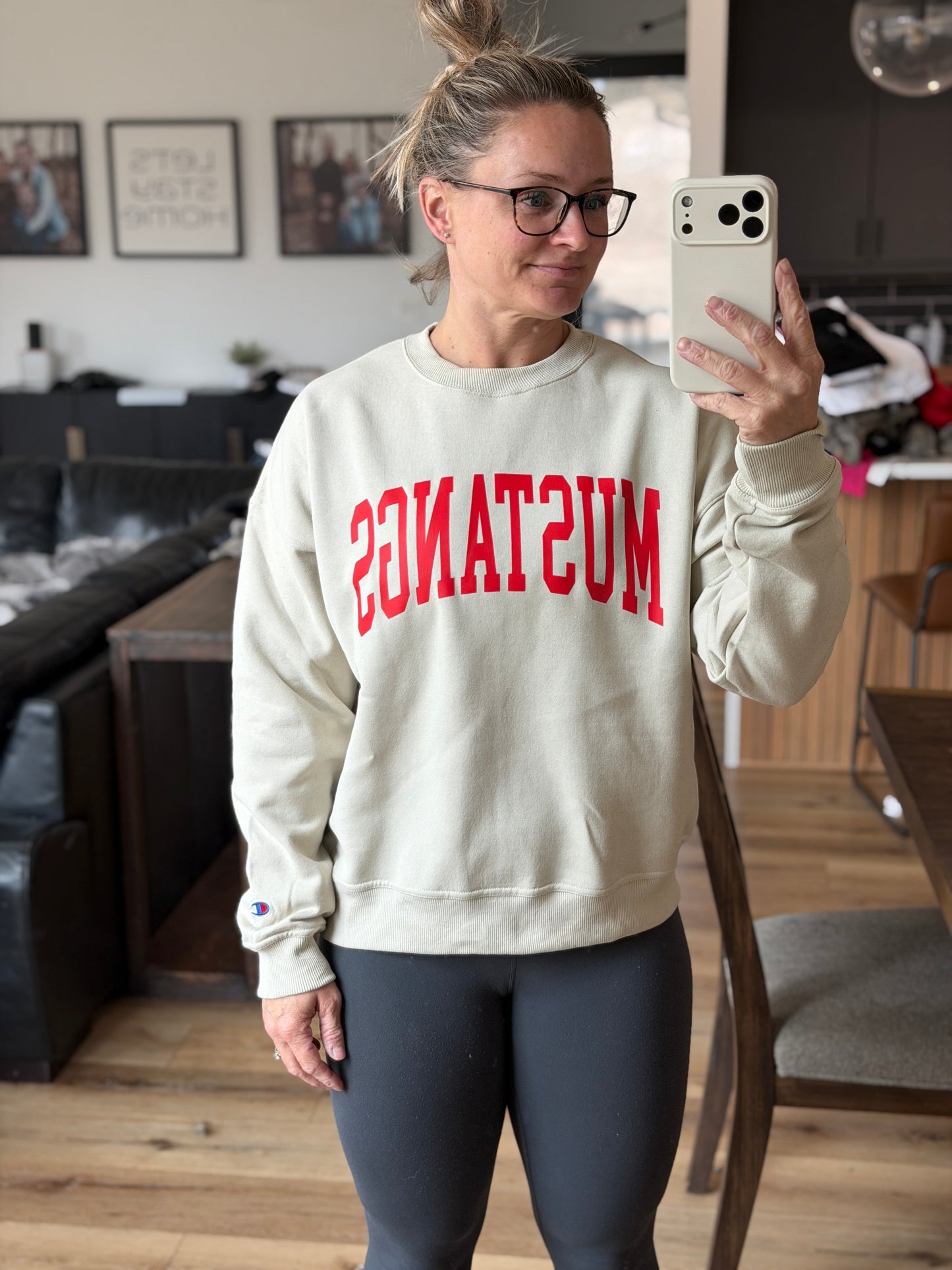 Womens Crewnecks