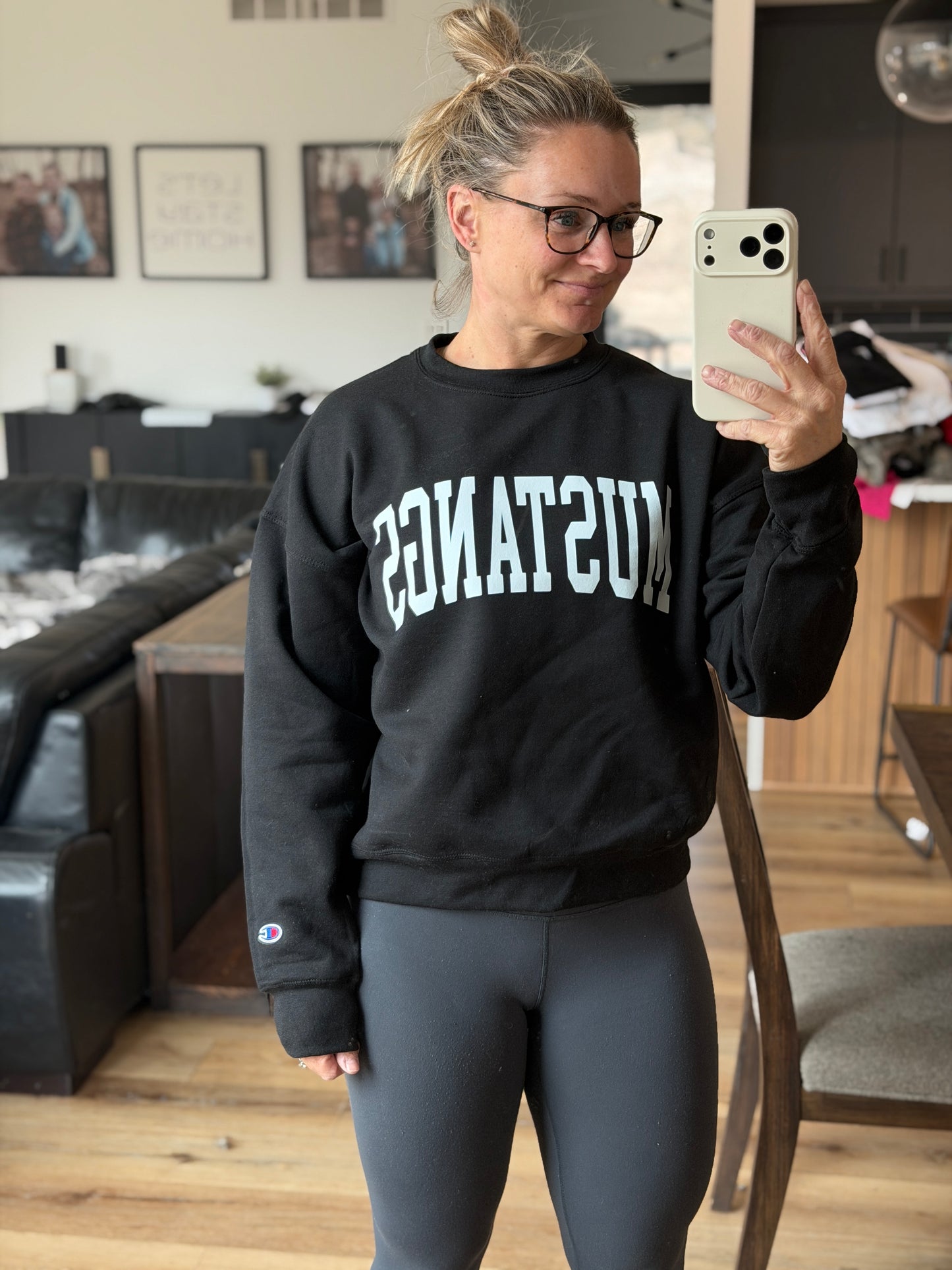Womens Crewnecks