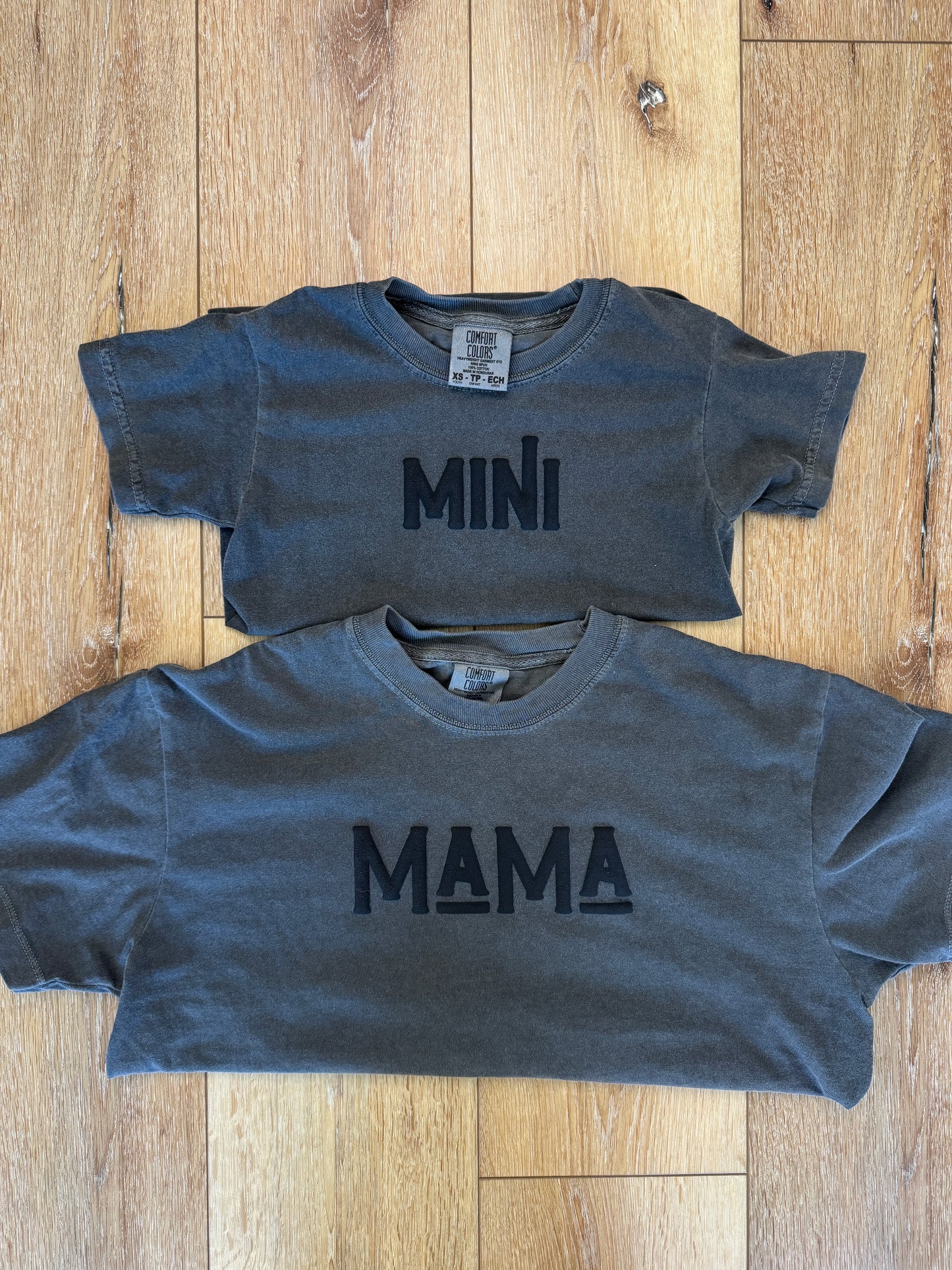 mama cropped tee